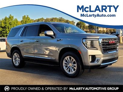 Used 2024 GMC Yukon SLT w/ SLT Premium Package