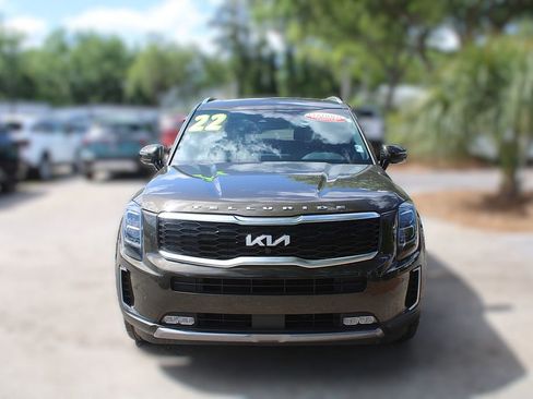 Used 2022 Kia Telluride SX w/ Towing Package FWD image 18