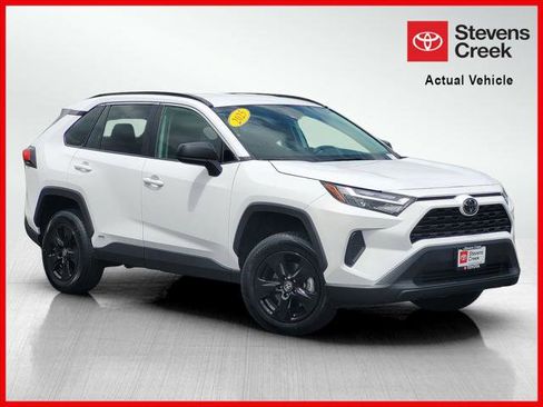 Certified 2025 Toyota RAV4 LE AWD/4WD image 1