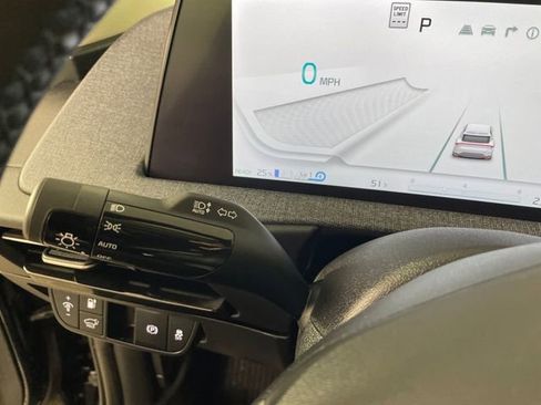 Used 2022 Kia EV6 Wind image 13