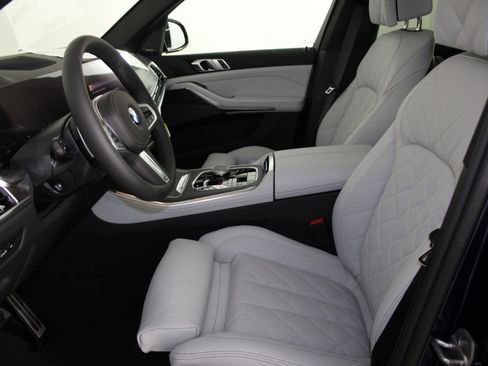 New 2026 BMW X5 sDrive40i w/ M Sport Package image 5