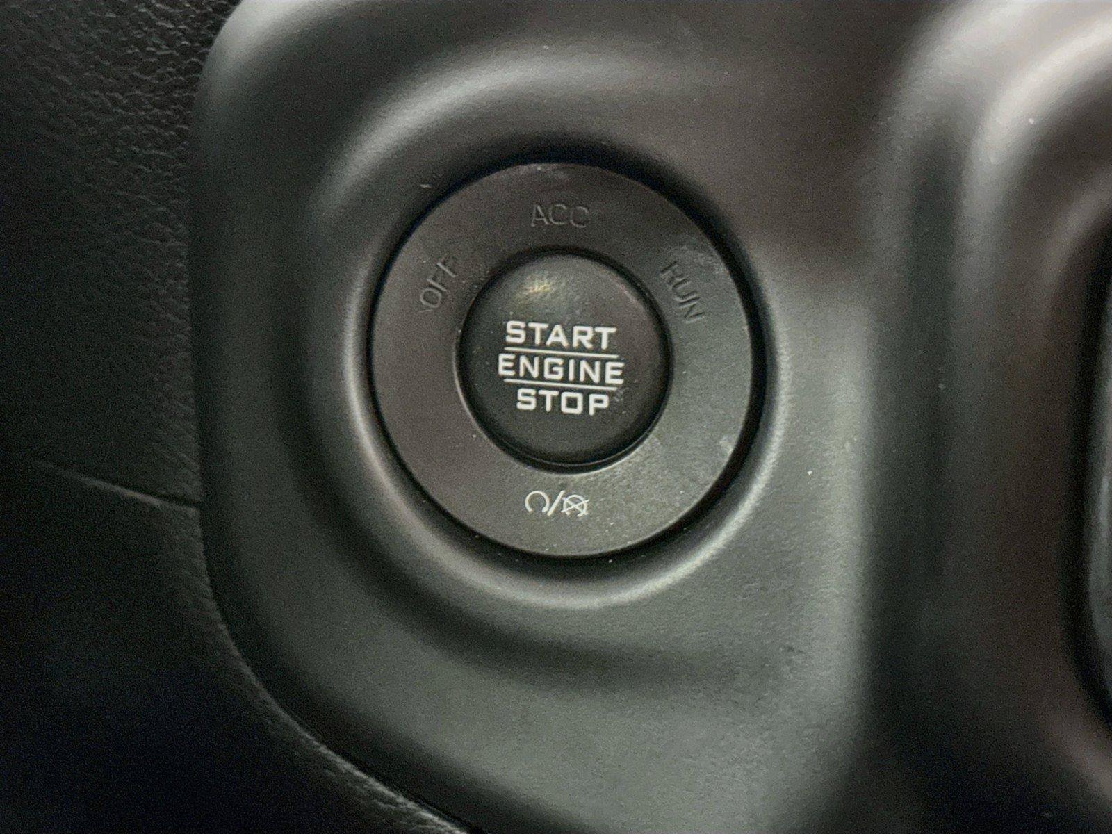 Used 2018 Jeep Wrangler Unlimited Rubicon w/ Dual Top Group AWD/4WD image 20