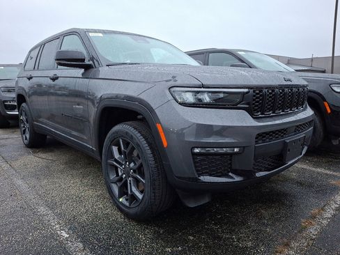 New 2025 Jeep Grand Cherokee L Limited image 3