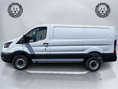 New 2026 Ford Transit 250 Low Roof RWD image 8