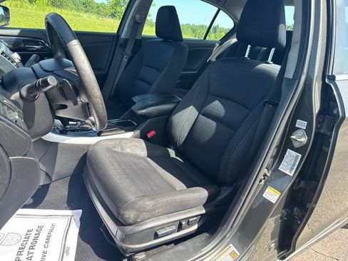 Used 2015 Honda Accord Sport image 15