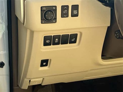 Used 2019 Lexus GX 460 Luxury image 29