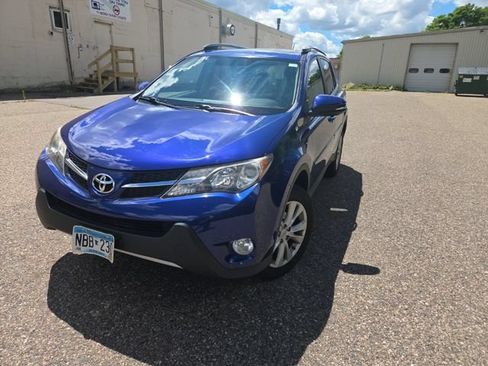 Used 2015 Toyota RAV4 Limited AWD/4WD image 3