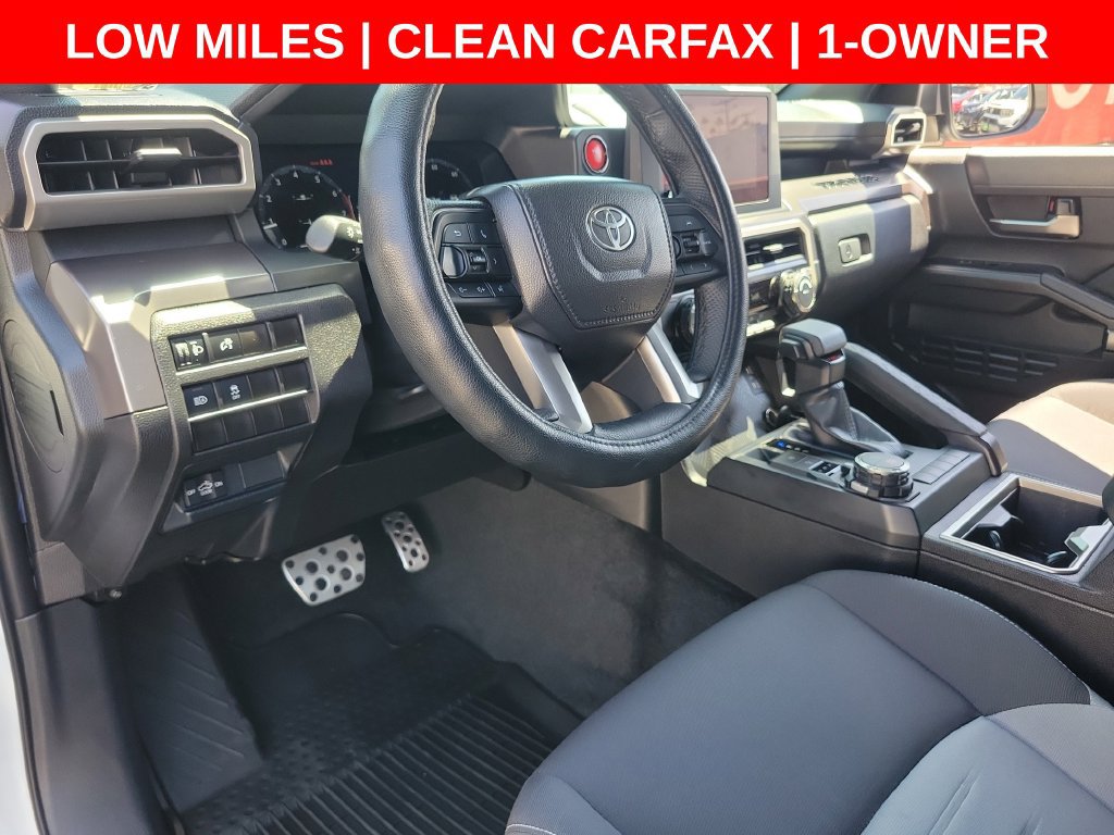 Used 2025 Toyota Tacoma TRD Sport AWD/4WD image 19