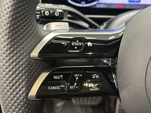 Certified 2025 Mercedes-Benz GLC 300 4MATIC image 28