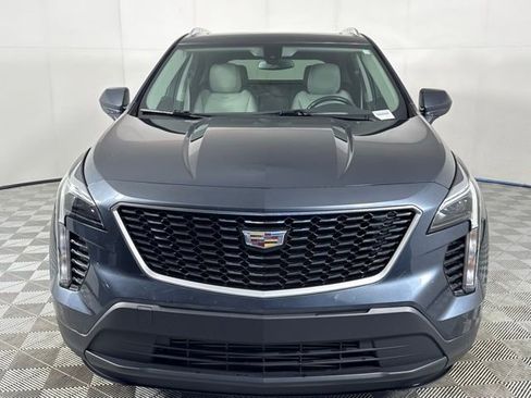 Used 2019 Cadillac XT4 Luxury w/ Cold Weather Package image 14