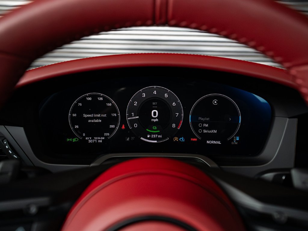 Certified 2025 Porsche 911 Carrera 4 GTS AWD/4WD image 15