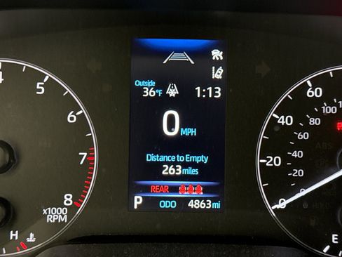 Used 2024 Toyota Corolla SE image 9