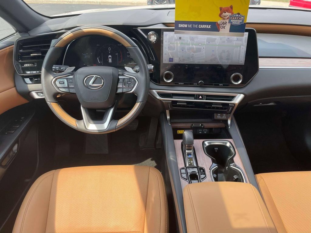 Used 2026 Lexus RX 350 Premium w/ Accessory Package (2T) AWD/4WD image 12