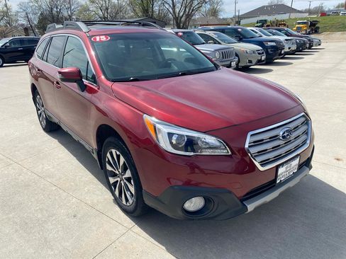 Used 2015 Subaru Outback 2.5i Limited image 4