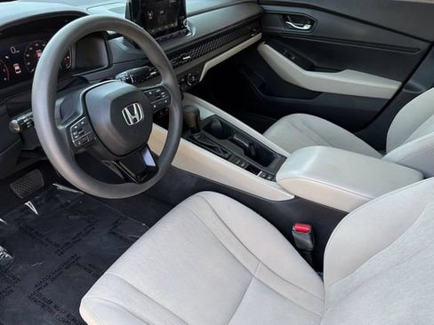 Certified 2023 Honda Accord EX image 11