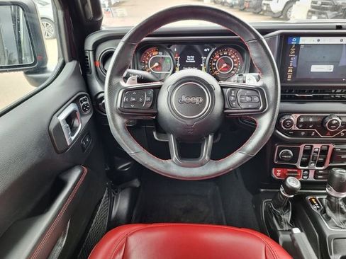 Used 2024 Jeep Wrangler Unlimited Rubicon 392 AWD/4WD image 24