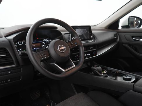 Used 2023 Nissan Rogue SV AWD/4WD image 24