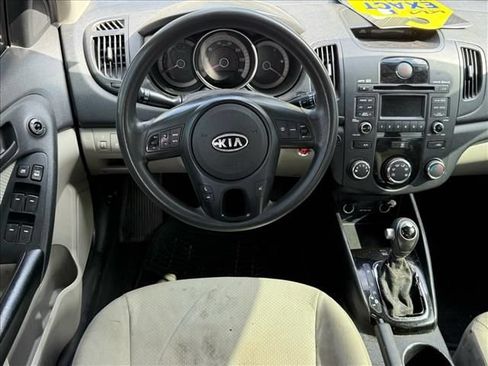 Used 2012 Kia Forte EX FWD image 8