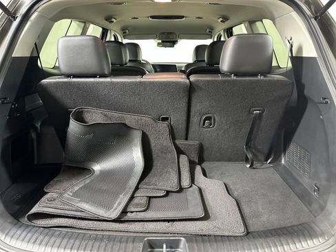 Used 2024 Kia Telluride S FWD image 26