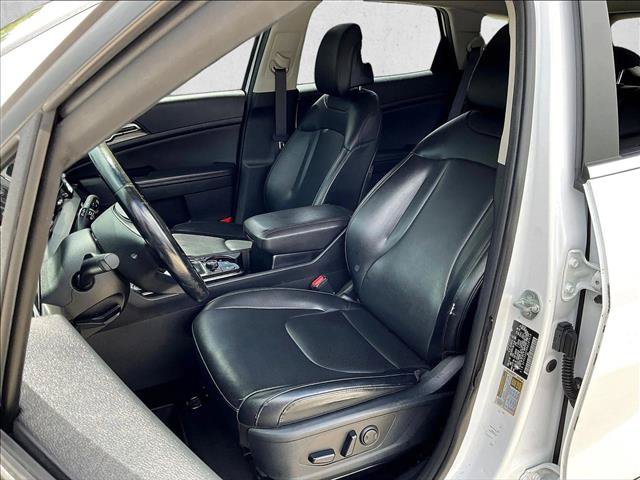 Used 2024 Kia Sportage EX FWD image 22