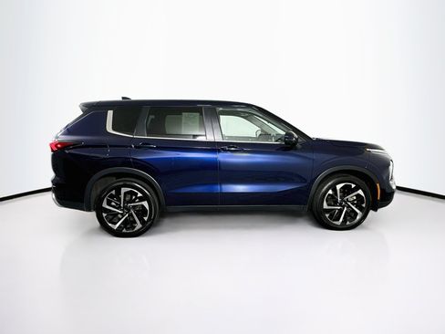 Used 2024 Mitsubishi Outlander SE FWD image 10