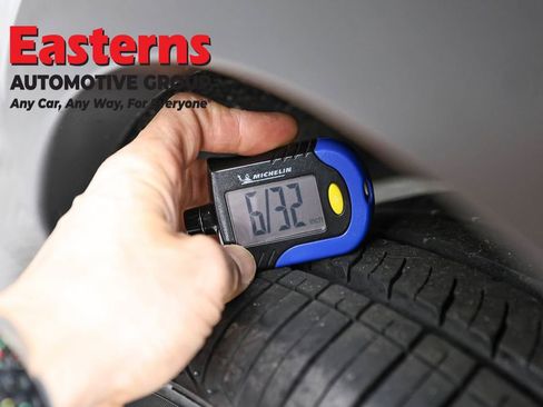 Used 2022 Mitsubishi Outlander SE image 27