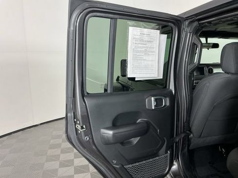 Used 2020 Jeep Wrangler Unlimited Sport S AWD/4WD image 25