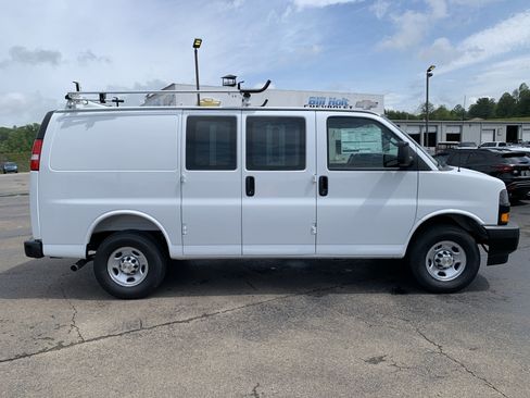 New 2025 Chevrolet Express 2500 w/ Driver Convenience Package image 2