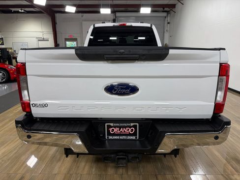 Used 2022 Ford F250 XL w/ Power Equipment Group AWD/4WD image 6