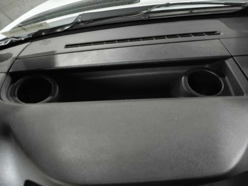 Used 2025 Mercedes-Benz Sprinter 2500 image 39