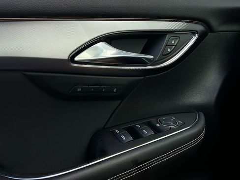 Used 2024 Buick Envision Sport Touring image 21