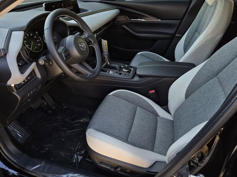 New 2026 MAZDA CX-30 Aire Edition image 16