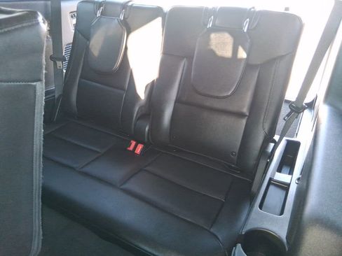 Used 2022 Ford Explorer Limited w/ Equipment Group 301A image 19