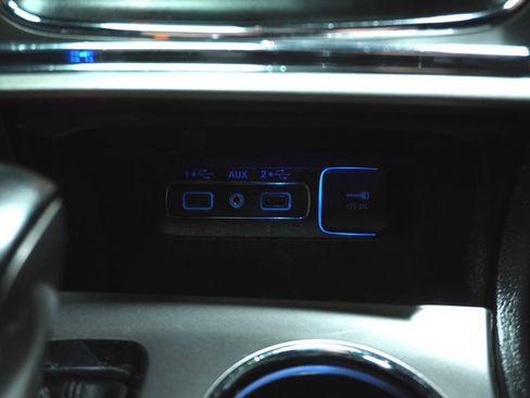Used 2018 Jeep Grand Cherokee Overland AWD/4WD image 21