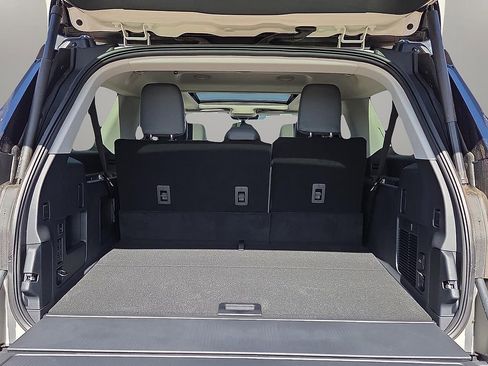 New 2026 Ford Expedition Max Active RWD image 8