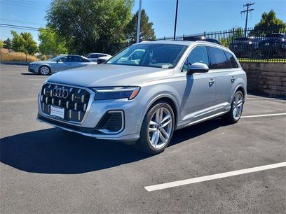 New 2025 Audi Q7 3.0T Premium Plus
