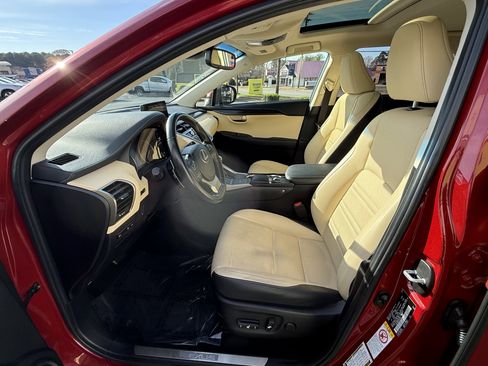 Used 2019 Lexus NX 300h AWD image 16