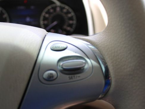 Used 2015 Nissan Murano S FWD image 26