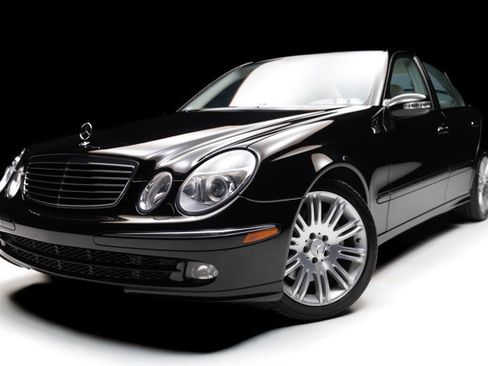 Used 2006 Mercedes-Benz E 350 Sedan image 17
