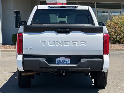 Used 2024 Toyota Tundra SR5 w/ SR5 Convenience Package AWD/4WD image 8