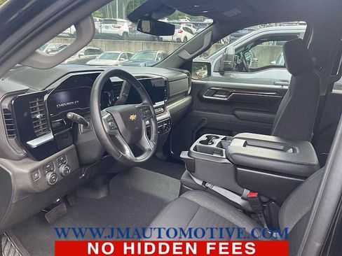Used 2024 Chevrolet Silverado 1500 LT AWD/4WD image 2