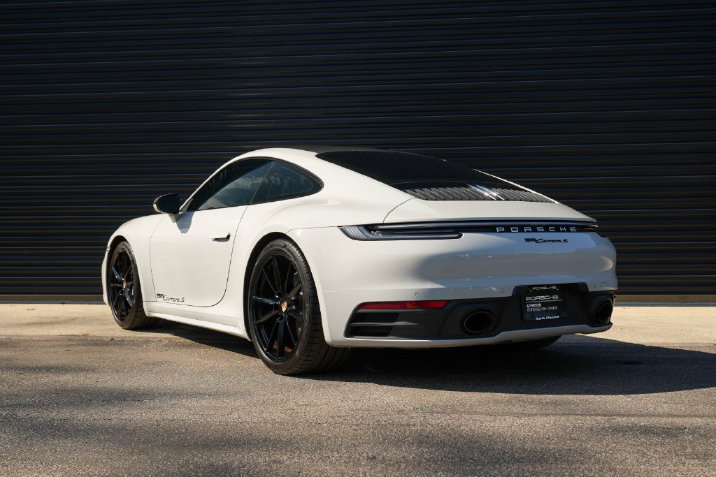 Certified 2023 Porsche 911 Carrera S RWD image 3