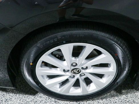 Used 2023 Toyota Camry LE FWD image 11