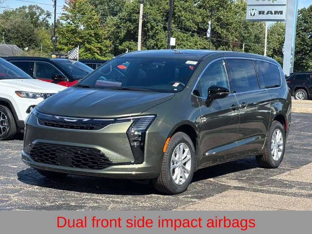New 2027 Chrysler Pacifica Select AWD/4WD image 33