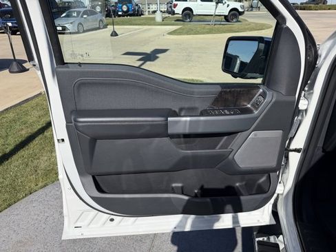 Certified 2021 Ford F150 Lariat image 8