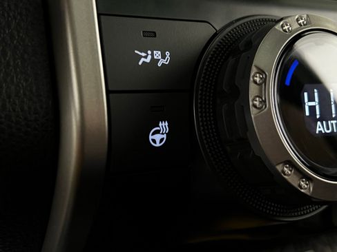 Certified 2025 Toyota 4Runner Limited image 22