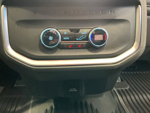 New 2025 Ford Expedition Tremor image 37