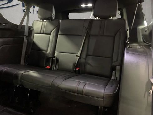 Used 2023 Chevrolet Suburban RST w/ Luxury Package AWD/4WD image 36