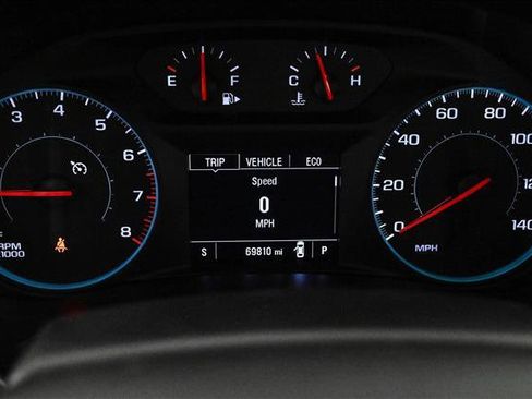 Used 2022 Chevrolet Malibu LT image 11