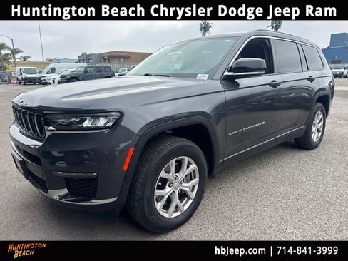 Used 2022 Jeep Grand Cherokee L Limited AWD/4WD image 1